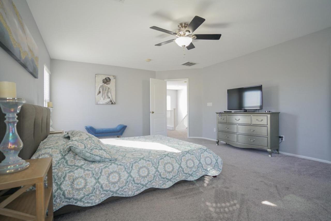 Ultra Modern Las Vegas Home 20Min From The Strip Extérieur photo