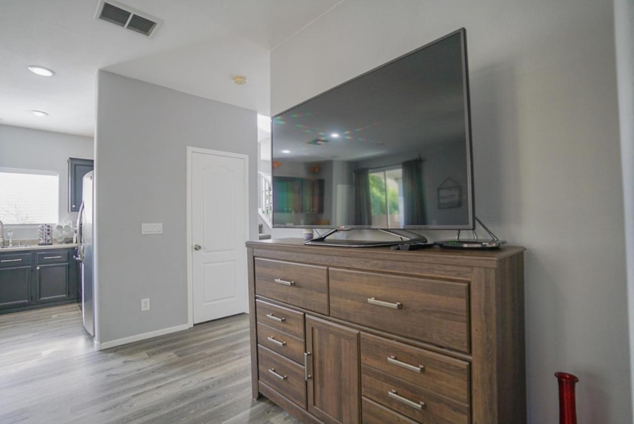 Ultra Modern Las Vegas Home 20Min From The Strip Extérieur photo