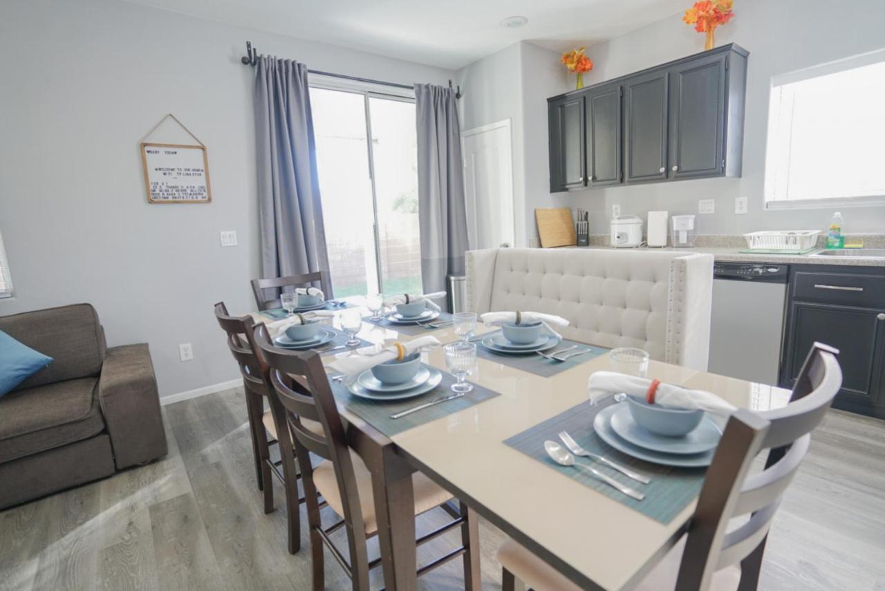 Ultra Modern Las Vegas Home 20Min From The Strip Extérieur photo