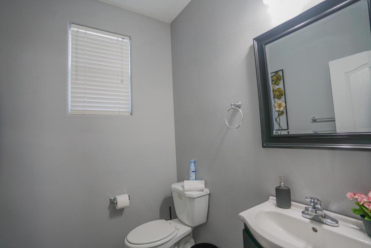 Ultra Modern Las Vegas Home 20Min From The Strip Extérieur photo
