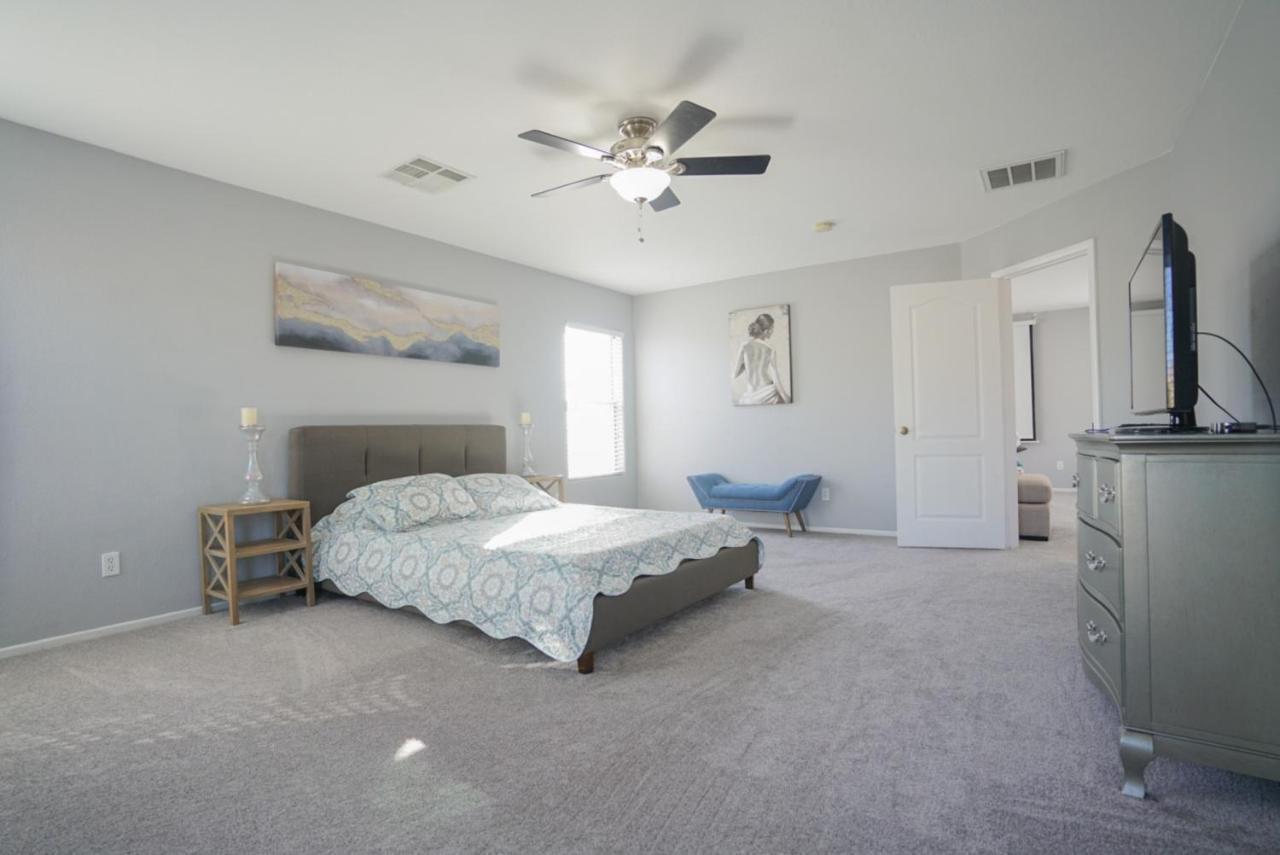 Ultra Modern Las Vegas Home 20Min From The Strip Extérieur photo