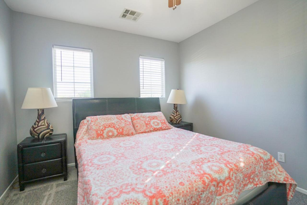 Ultra Modern Las Vegas Home 20Min From The Strip Extérieur photo